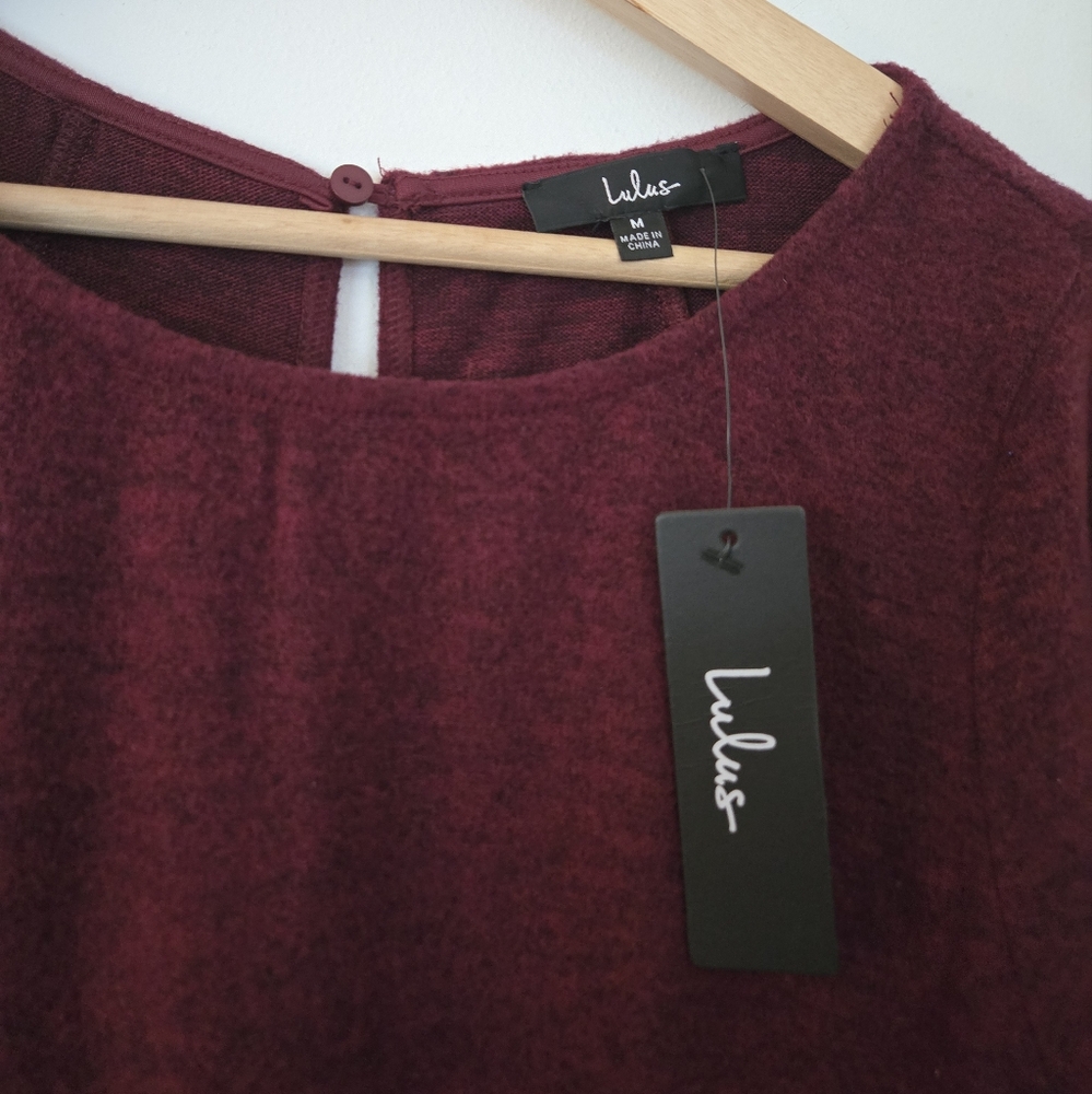 NWT Lulu's Burgundy Faux Wrap Mini Dress Long Bell Sleeves Size Medium - Picture 5 of 5